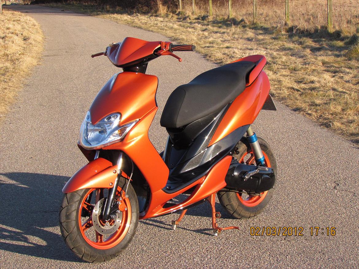 Yamaha Jog R SD SOLGT :( billede 1