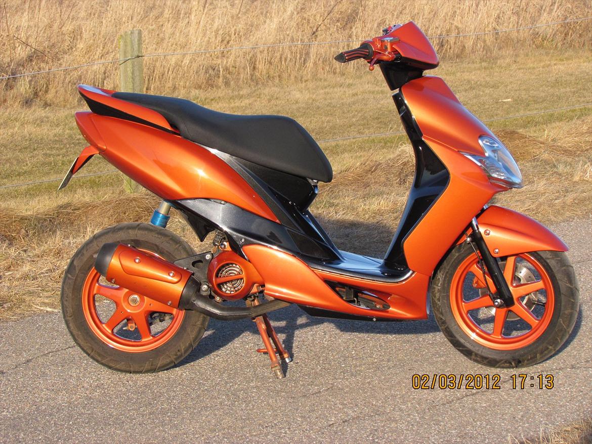 Yamaha Jog R SD SOLGT :( billede 2