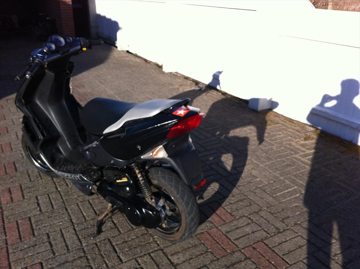 Peugeot Speedfight 2  [Tidl. scooter]  billede 2