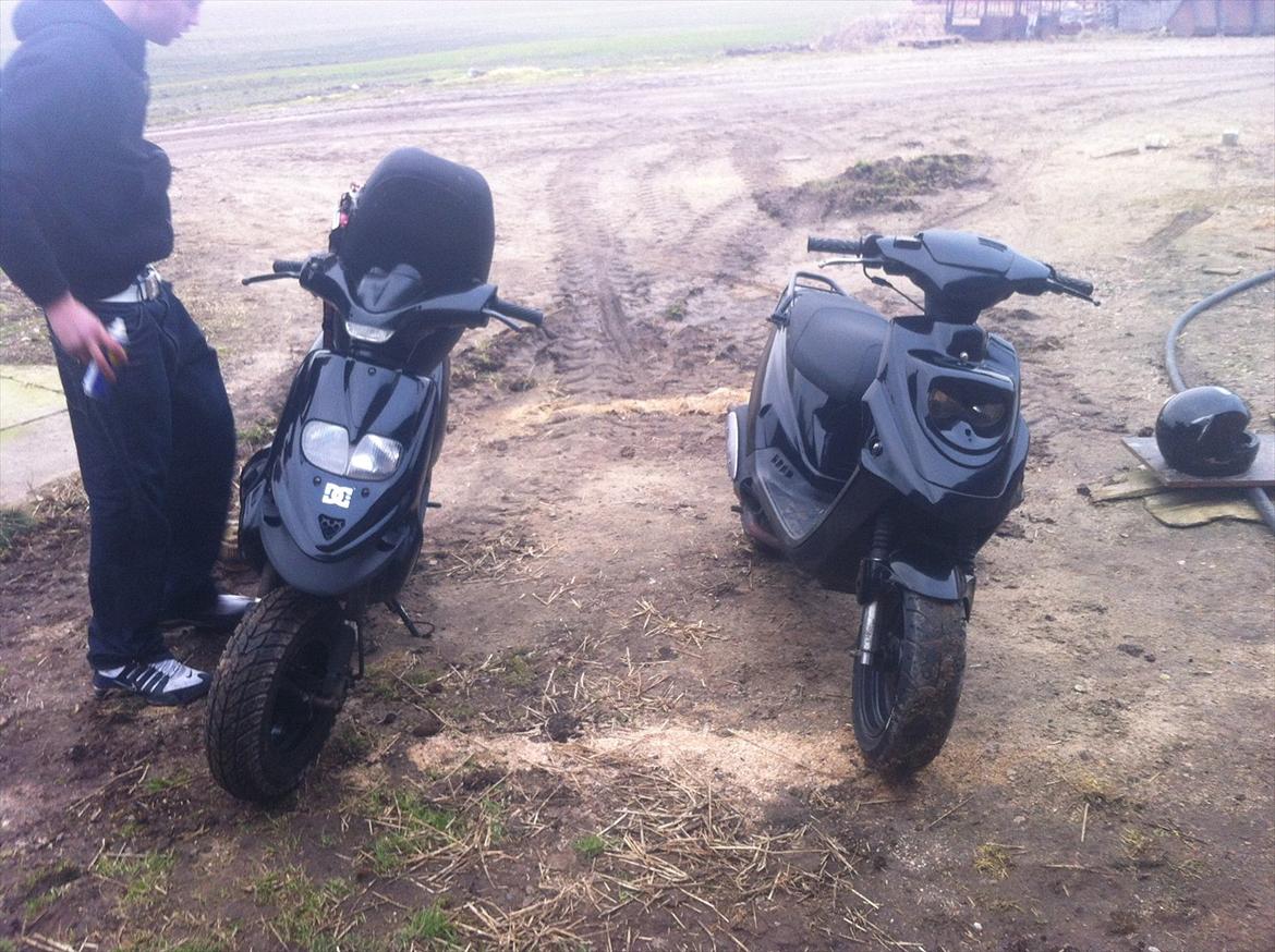 PGO HOT 50! HotteLotte! (Konfiskeret) (Politi) billede 6