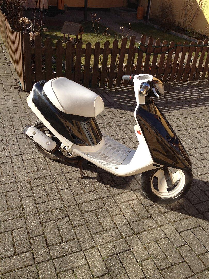 Yamaha Jog AS - Nye skjolde billede 1