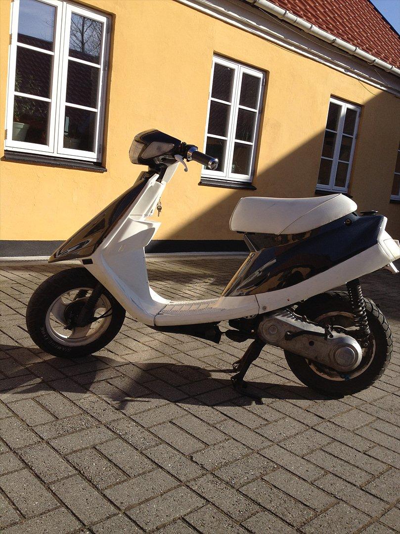 Yamaha Jog AS - Nye skjolde billede 3