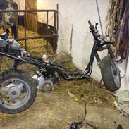 PGO HOT 50 [Taget Af Politi]