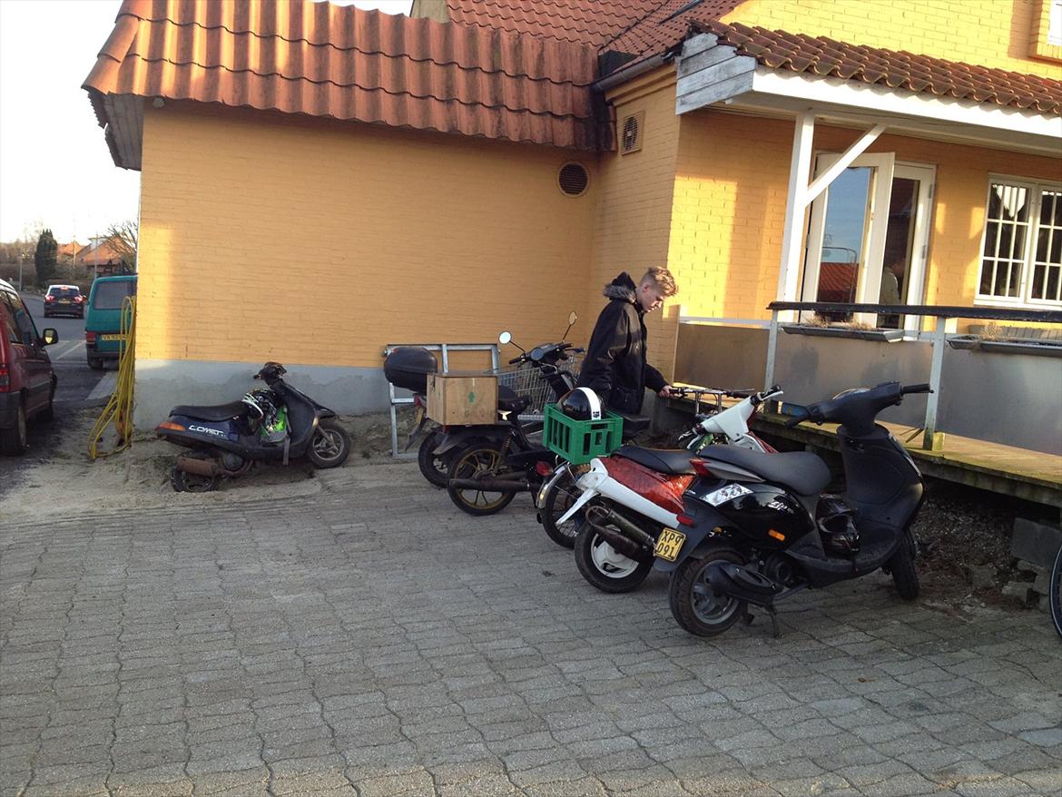 Yamaha Jog As - På tur i det dejlige forårs vejr. billede 8