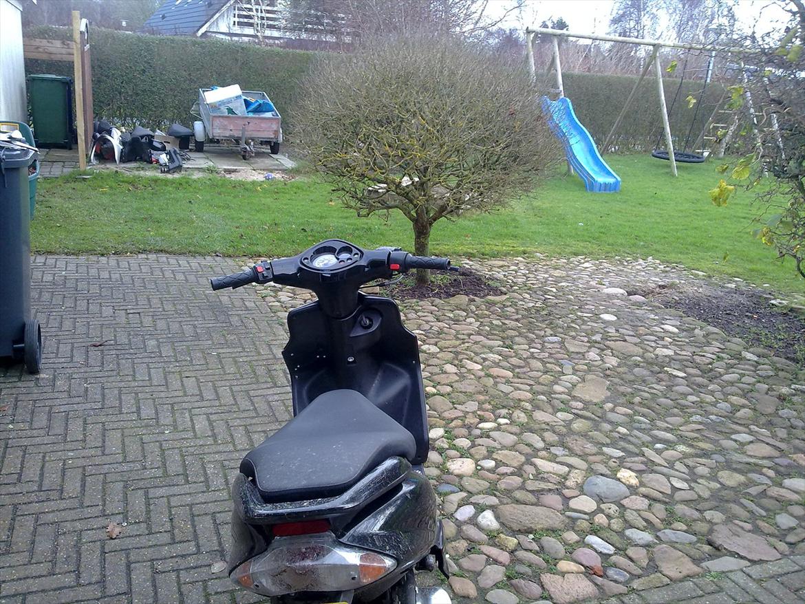 Yamaha jog r billede 3
