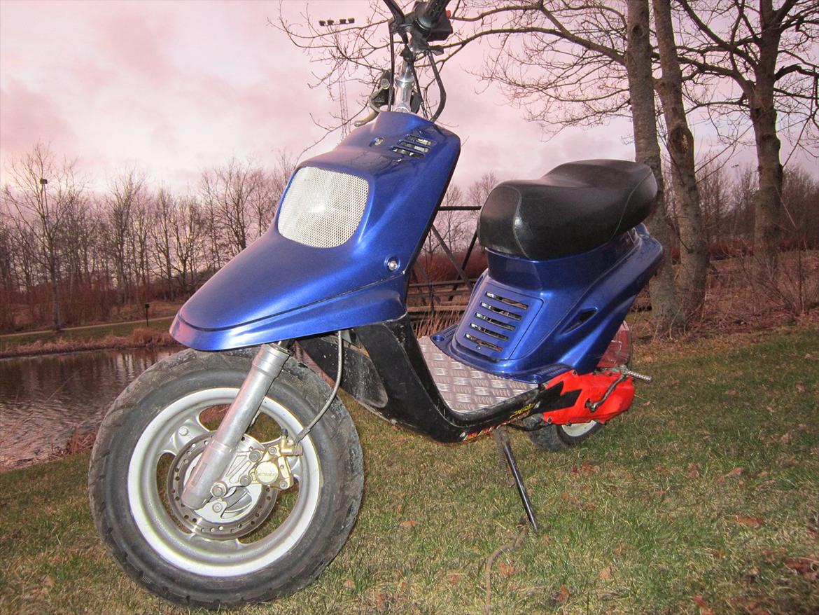 Yamaha Booster ###-Solgt-### - Billeder Af Scootere - Uploaded Af Mike N