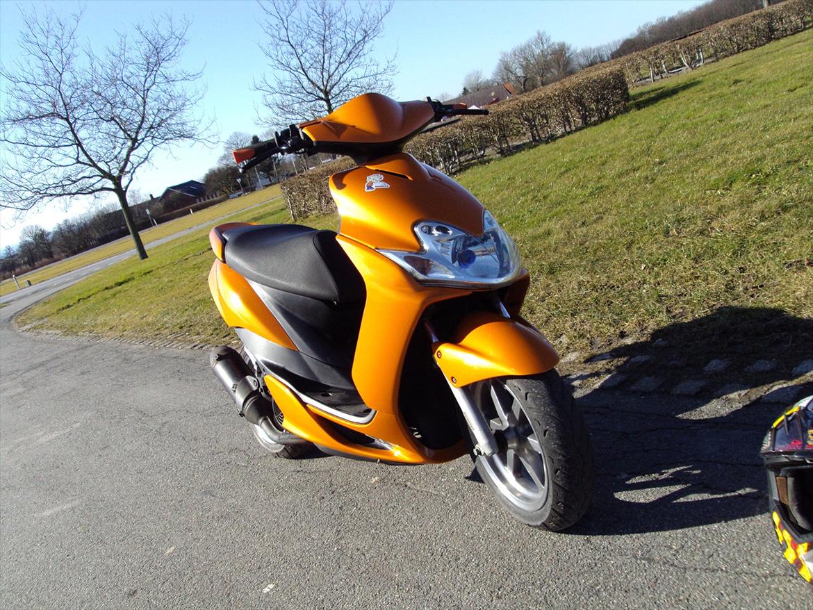 Yamaha jog r billede 4