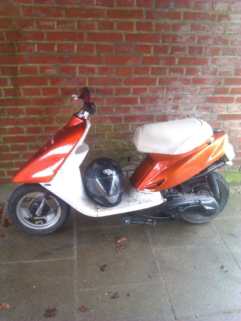 Yamaha jog  - der kommer flere billeder billede 2