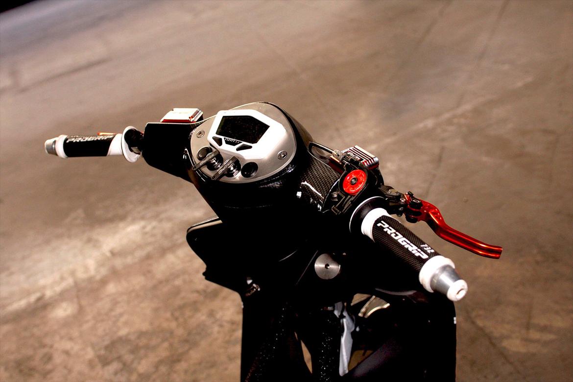 Yamaha Jog RR DD BE70 billede 8