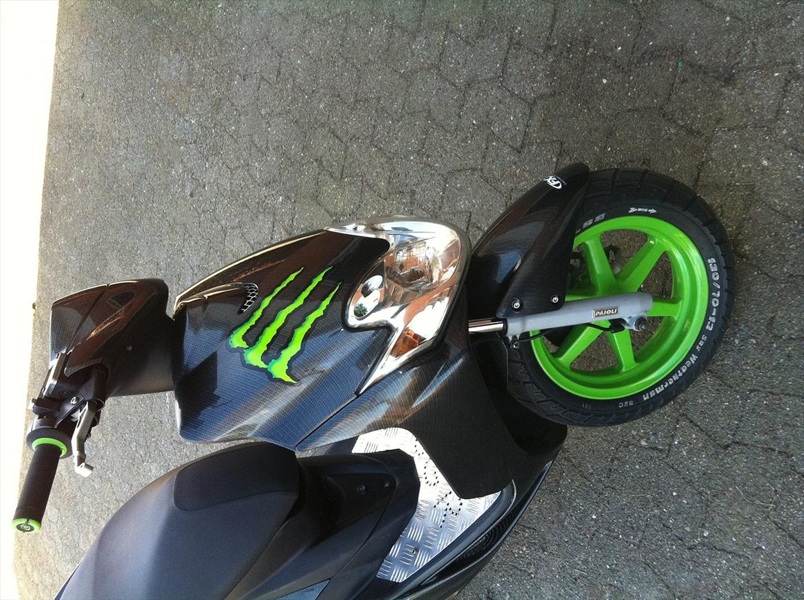 Yamaha jog r Monster Energy**min pige** :) billede 2
