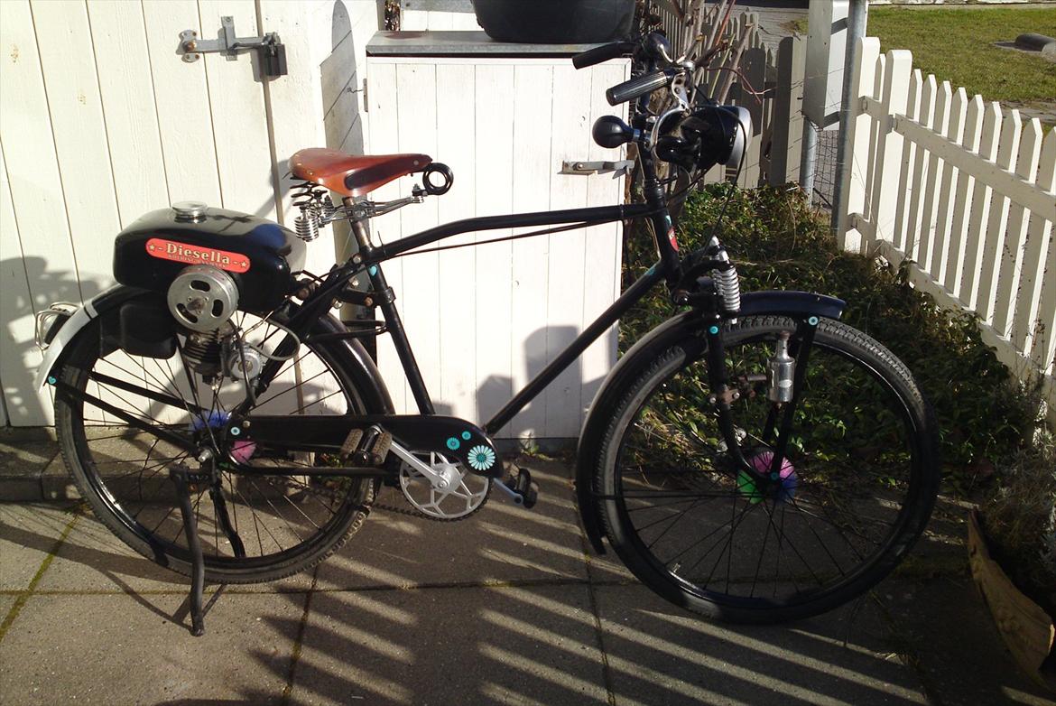 Veteraner DIESELLA 111. "Røvskubber" - Da tidens 45Knallert. billede 6