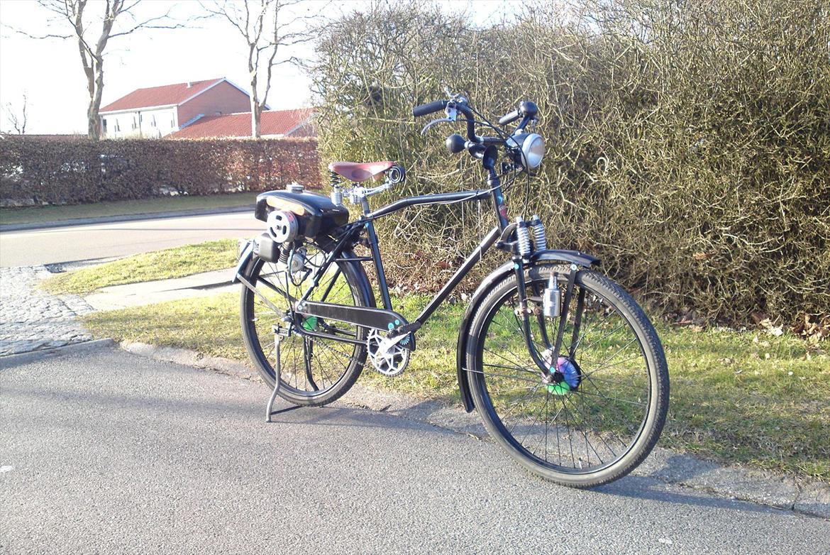 Veteraner DIESELLA 111. "Røvskubber" - Da tidens 45Knallert.  billede 17