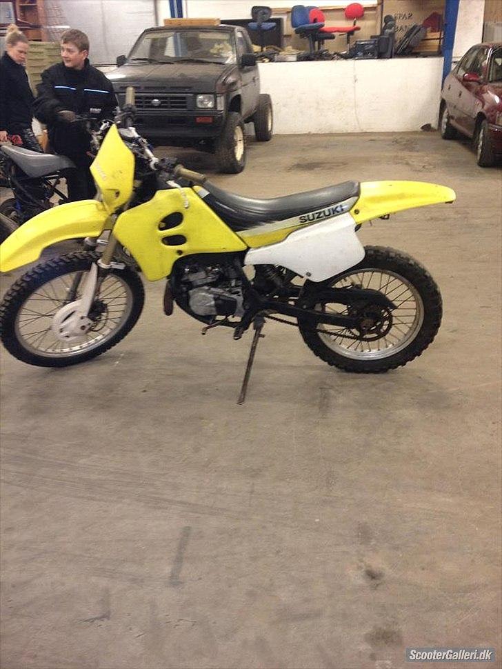 Suzuki RMX billede 3