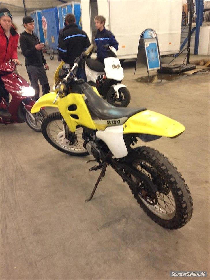 Suzuki RMX billede 8