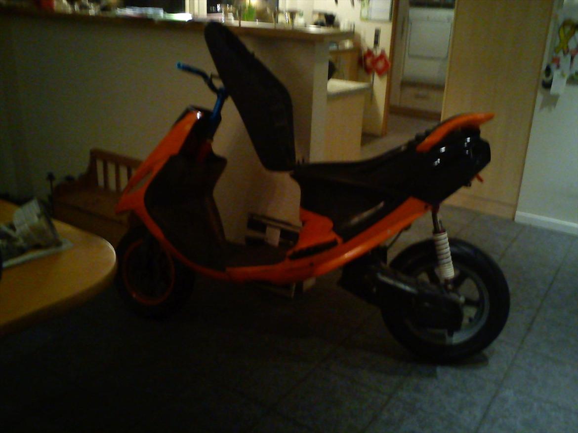 PGO Black Magic-Projekt.10,000 billede 1