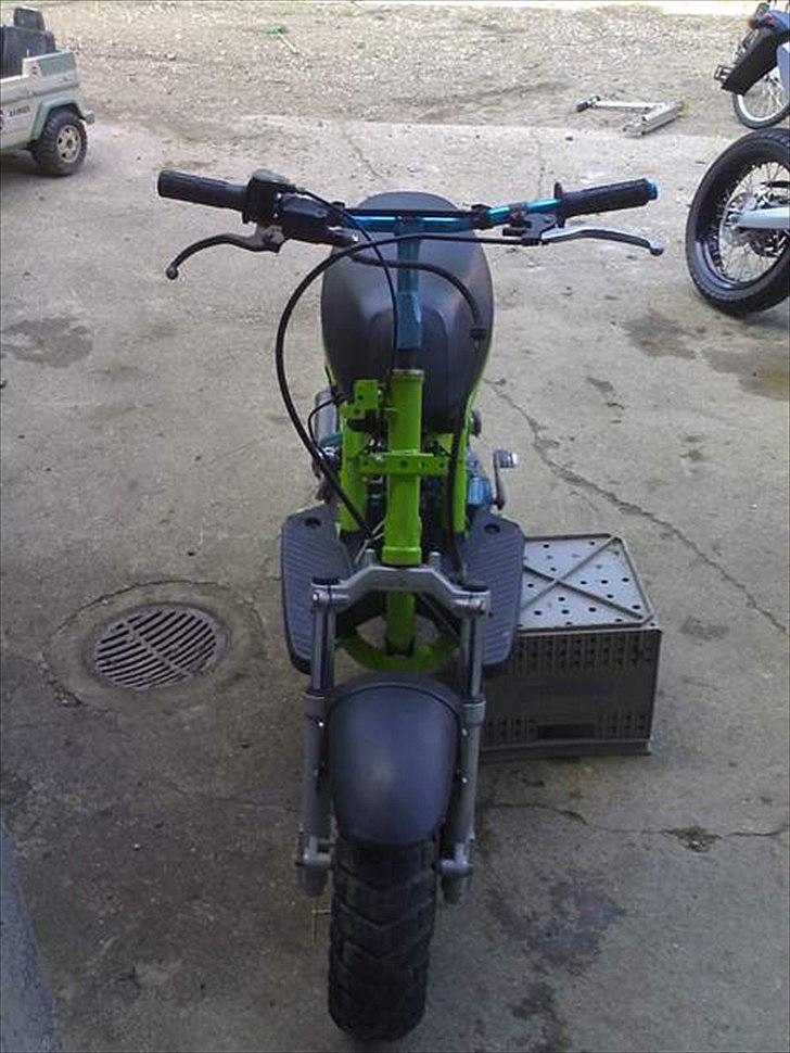 Yamaha slider banecykling  billede 1