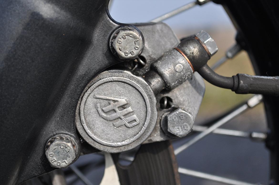 Derbi Senda SM X-treme [ Totalskadet ] - mangler lige at polere lidt her.. billede 14