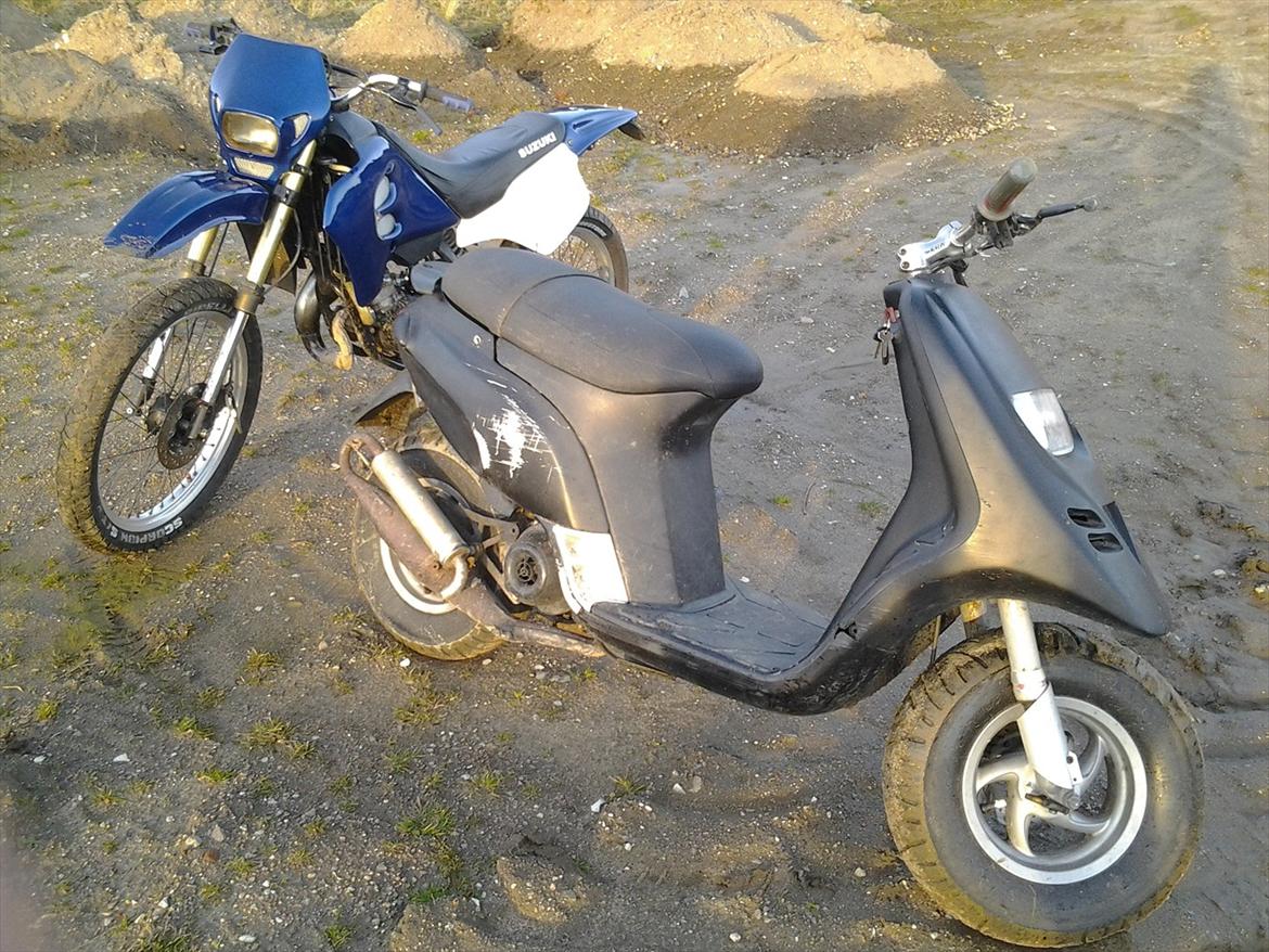 Suzuki RMX billede 5