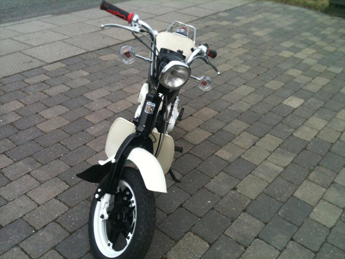 Suzuki FZ 50 billede 4