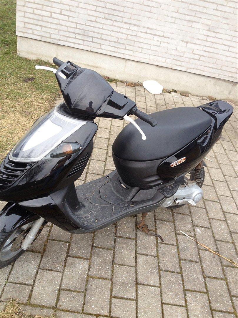 Aprilia sonic ac "SOLGT" billede 1