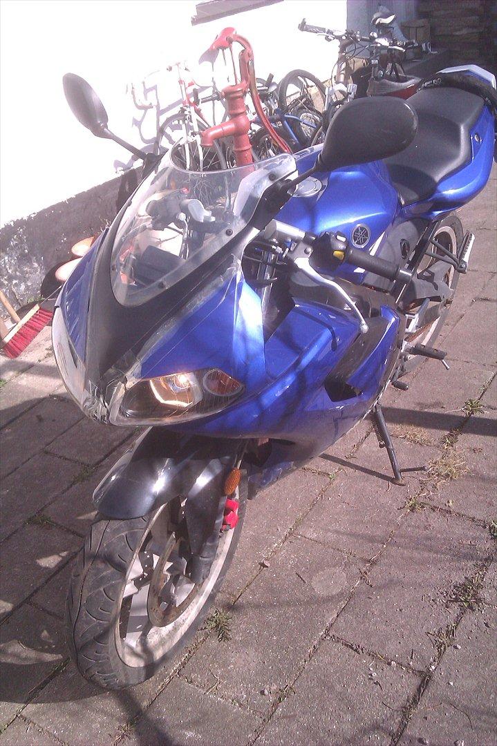 Yamaha TZR billede 2
