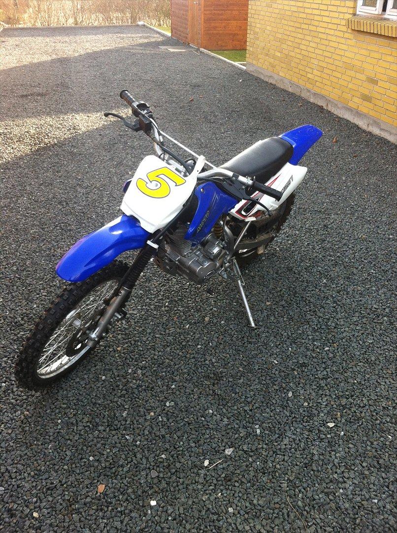 Skyteam ST 125 Y billede 1