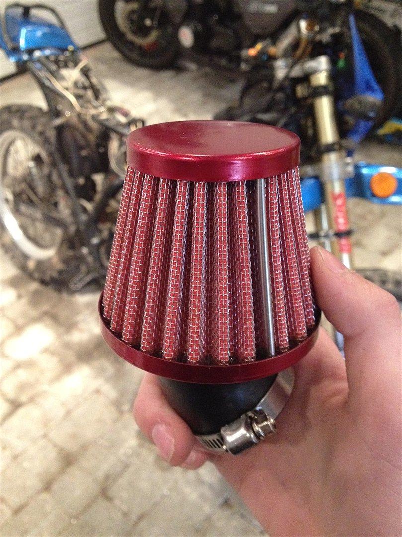 Suzuki Rmx - nyt luftfilter da der ikke sat et på..så gik man ned i thansen :D billede 10