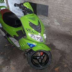 Peugeot Speedfight 2