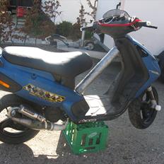 Piaggio Nrg bb77 død lort smidt ud