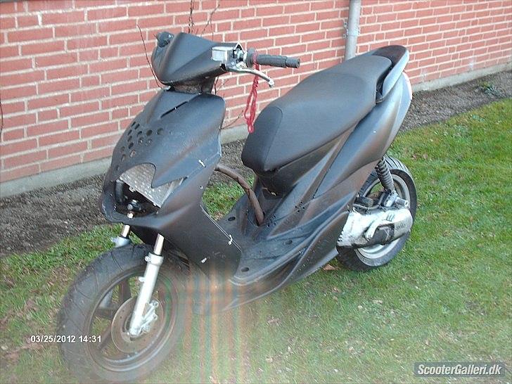 Yamaha Jog RR BYYYD !!!!! billede 1