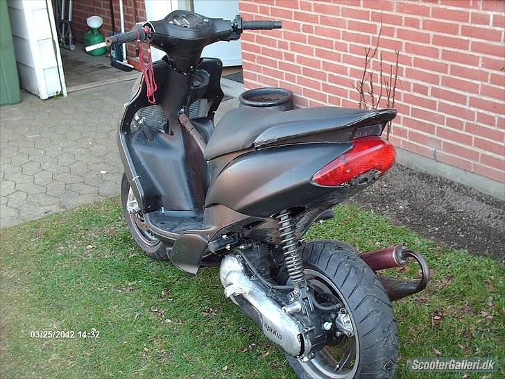 Yamaha Jog RR BYYYD !!!!! billede 3