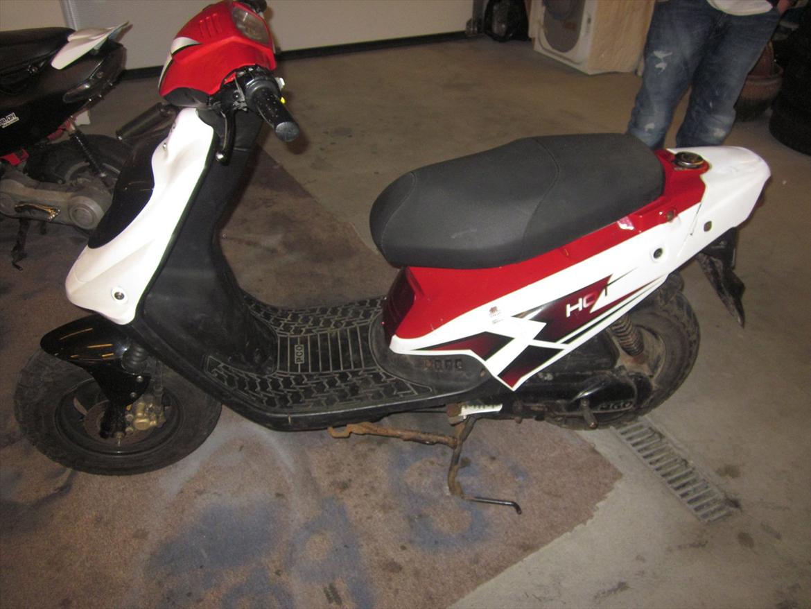 PGO HOT 50 billede 1