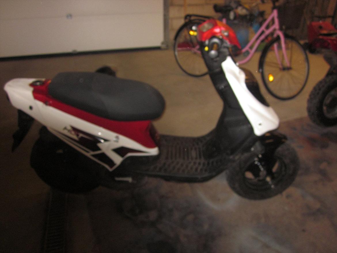 PGO HOT 50 billede 7