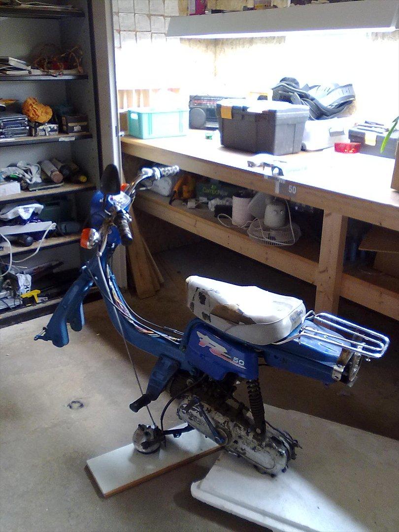 Suzuki FZ50 billede 4