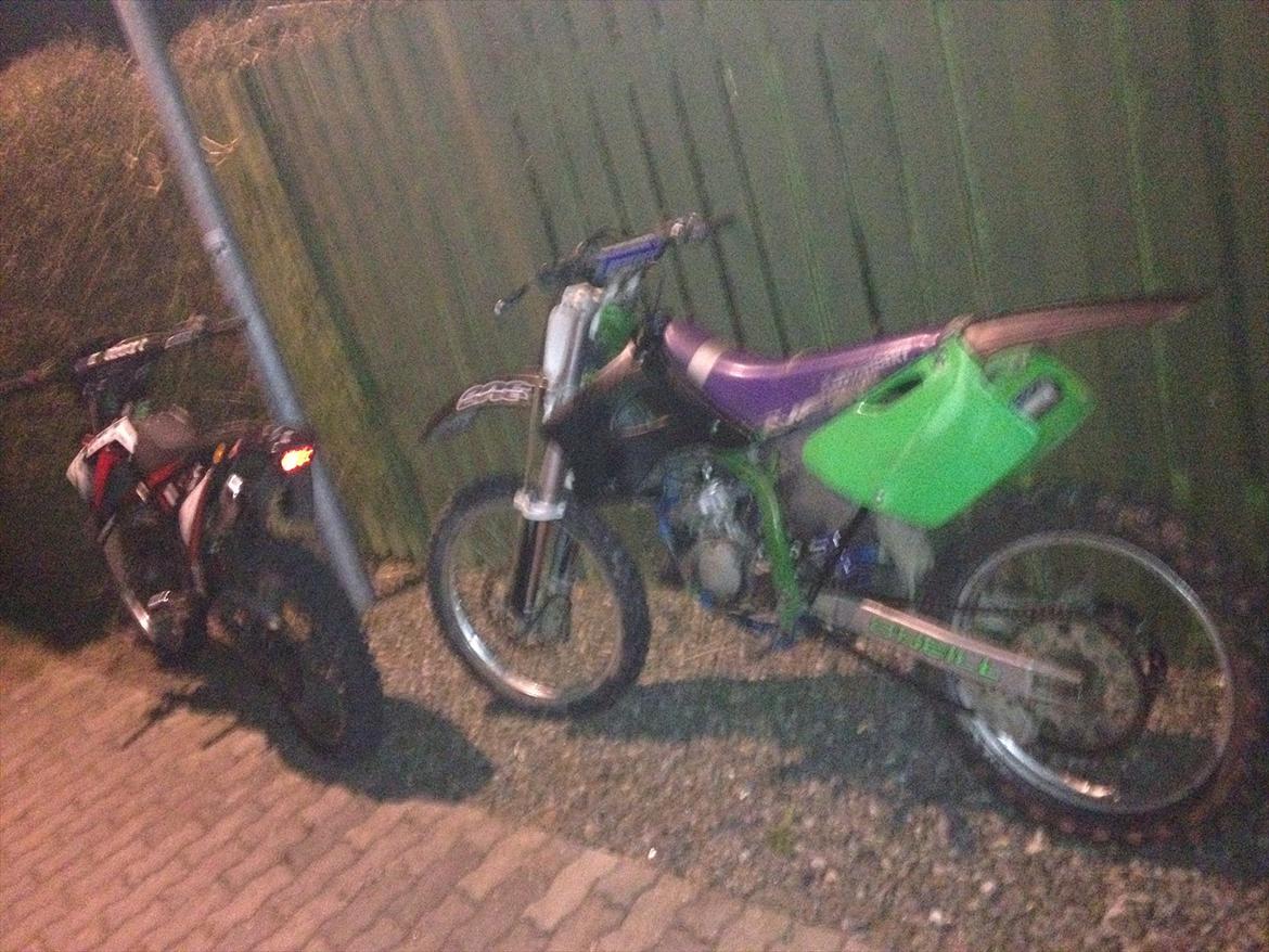 Kawasaki KX 125 billede 10