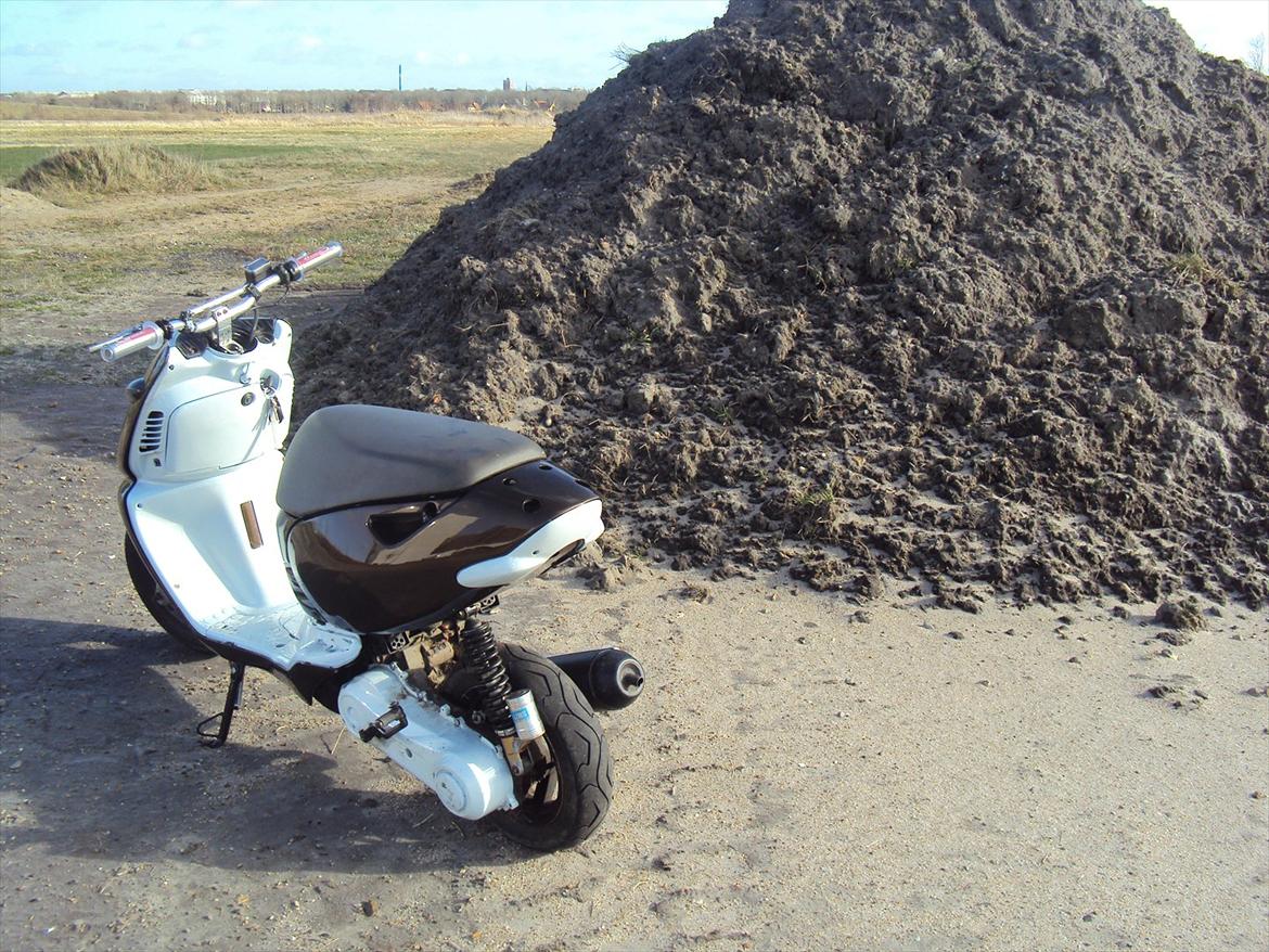 Aprilia Sonic billede 2