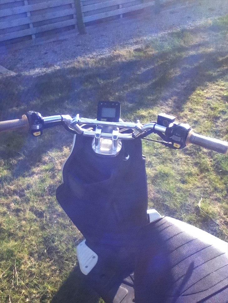 PGO PMX Naked billede 10