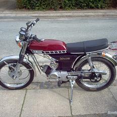 Yamaha 4 gear DX fs1