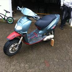 Aprilia rally hver dag 
