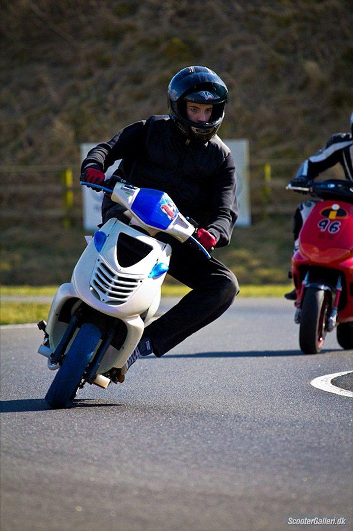 Aprilia Sonic [XST]™ billede 1