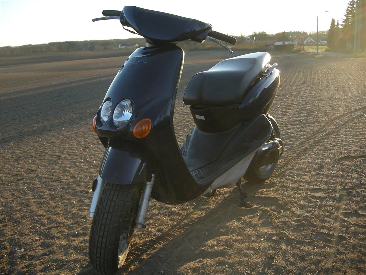 Yamaha neos billede 2