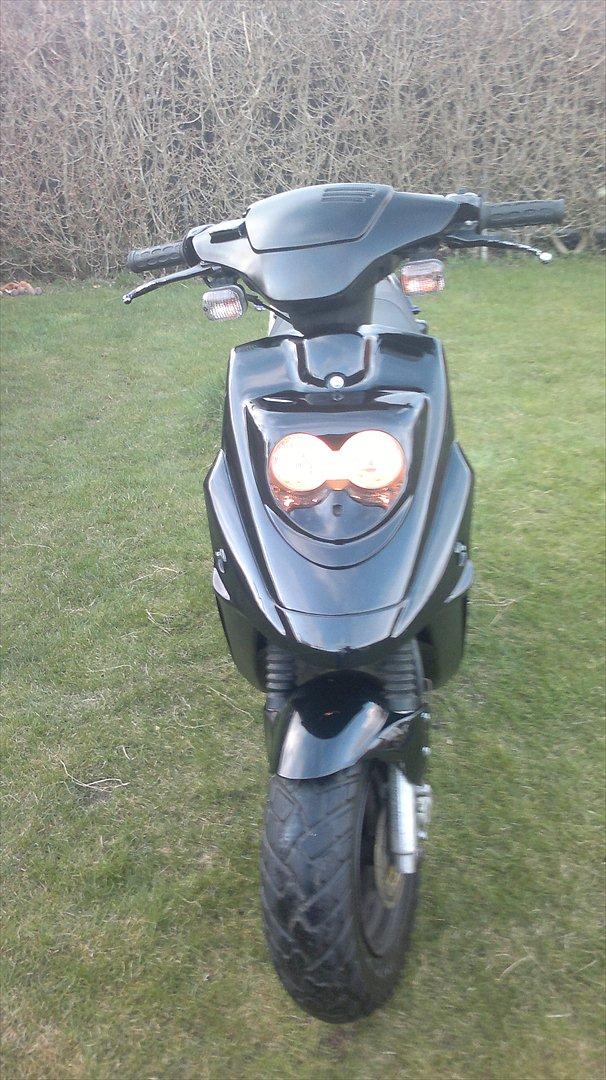 PGO hot 50 SOLGT  billede 1