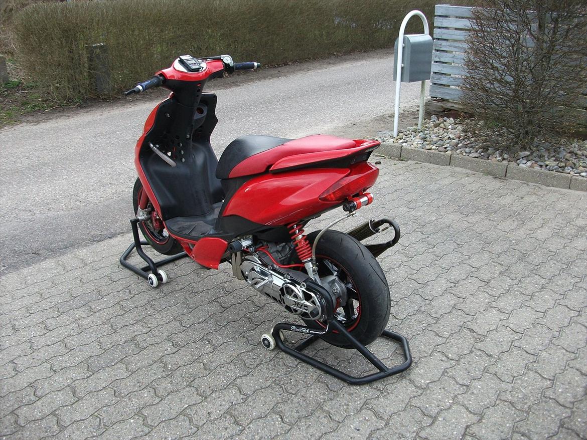 Yamaha Jog RR billede 10