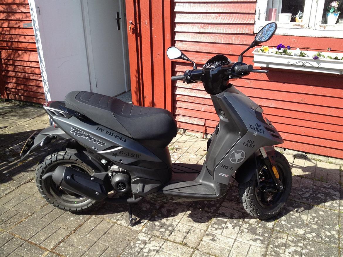 Piaggio Typhoon - Piaggio Typhoon model 2011 billede 1