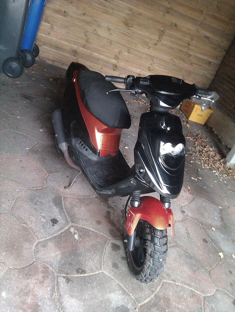 PGO HOT 50 billede 3