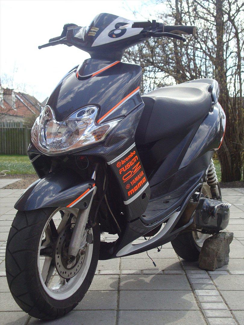 Yamaha JOG R TPR - carbon race look skjolde billede 7
