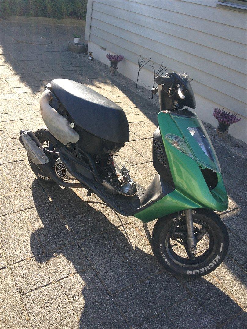 Aprilia Sonic - Igang med at sætte midlertidige skolde på ;-) billede 13
