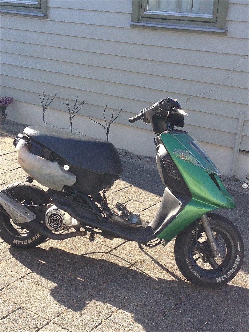 Aprilia Sonic - Igang med at sætte midlertidige skolde på ;-) billede 14