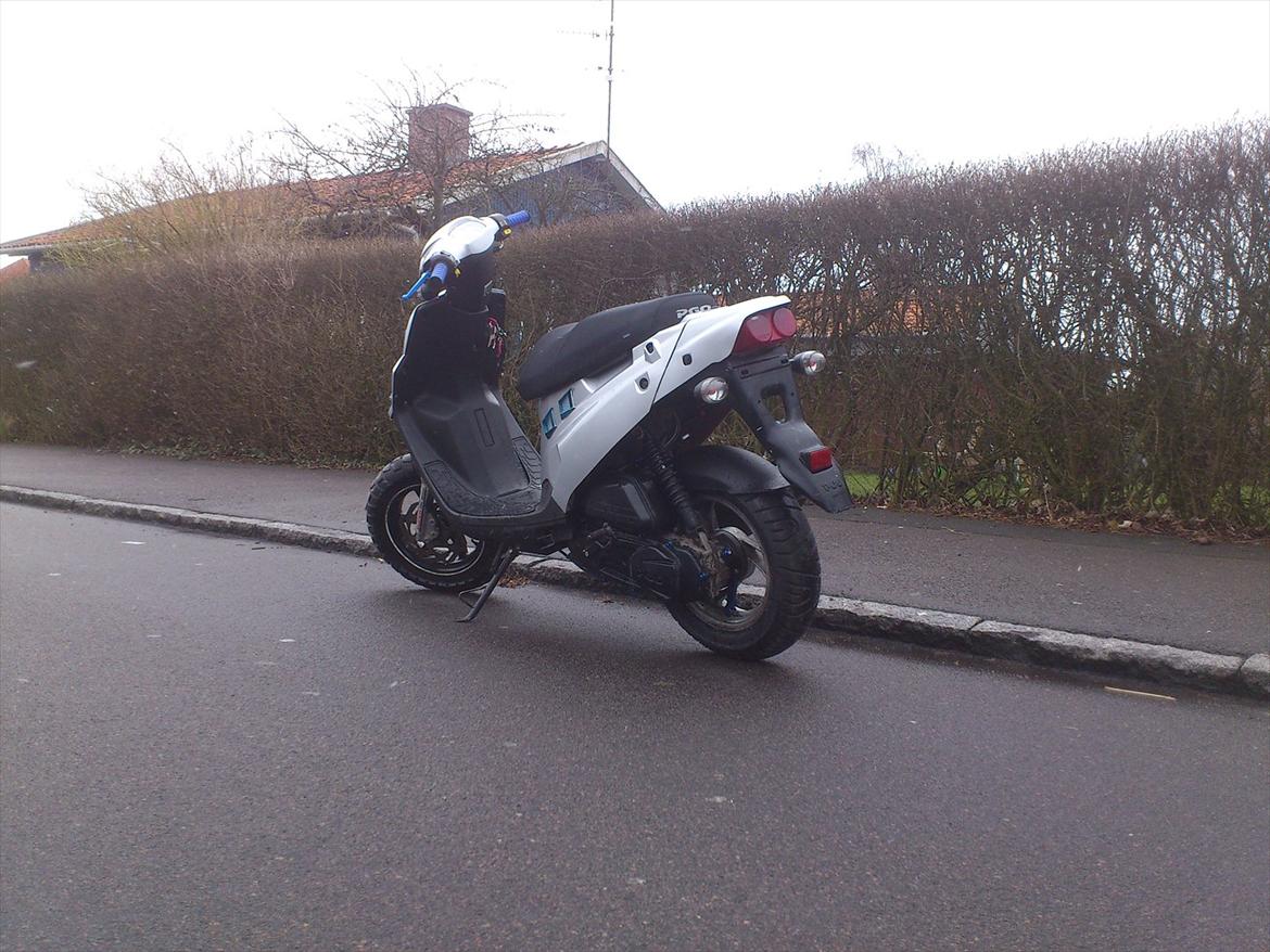 PGO Hot 50 billede 7