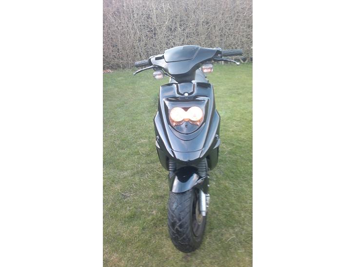 {{currentPhoto.altText}} billede {{currentPhoto.number}}